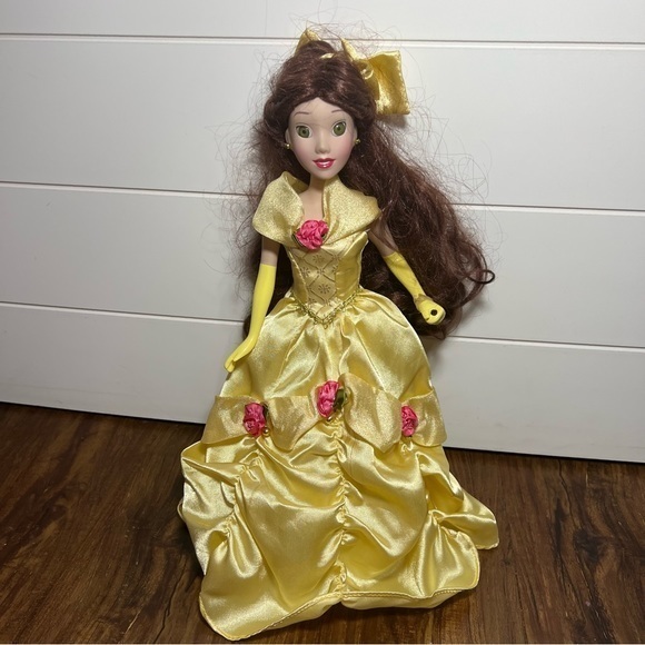 Porcelain Beauty and the Beast Belle doll - Picture 1 of 10